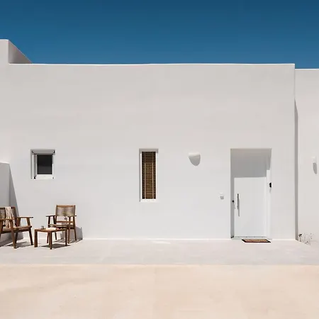 Holiday home Solena, Brand-new With Pool, Agia Anna Naxos