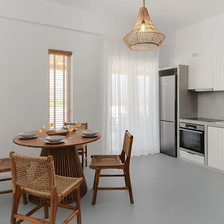 بيت للعطل Solena, Brand-new With Pool, Agia Anna Naxos